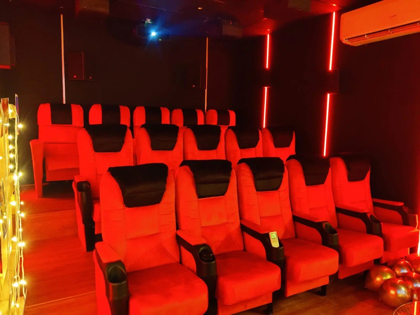 Mini Theater